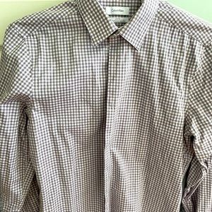 Calvin Klein Lng Sleeve lightly worn Shirt Men’s purple checkerSlim fit 15,32/33